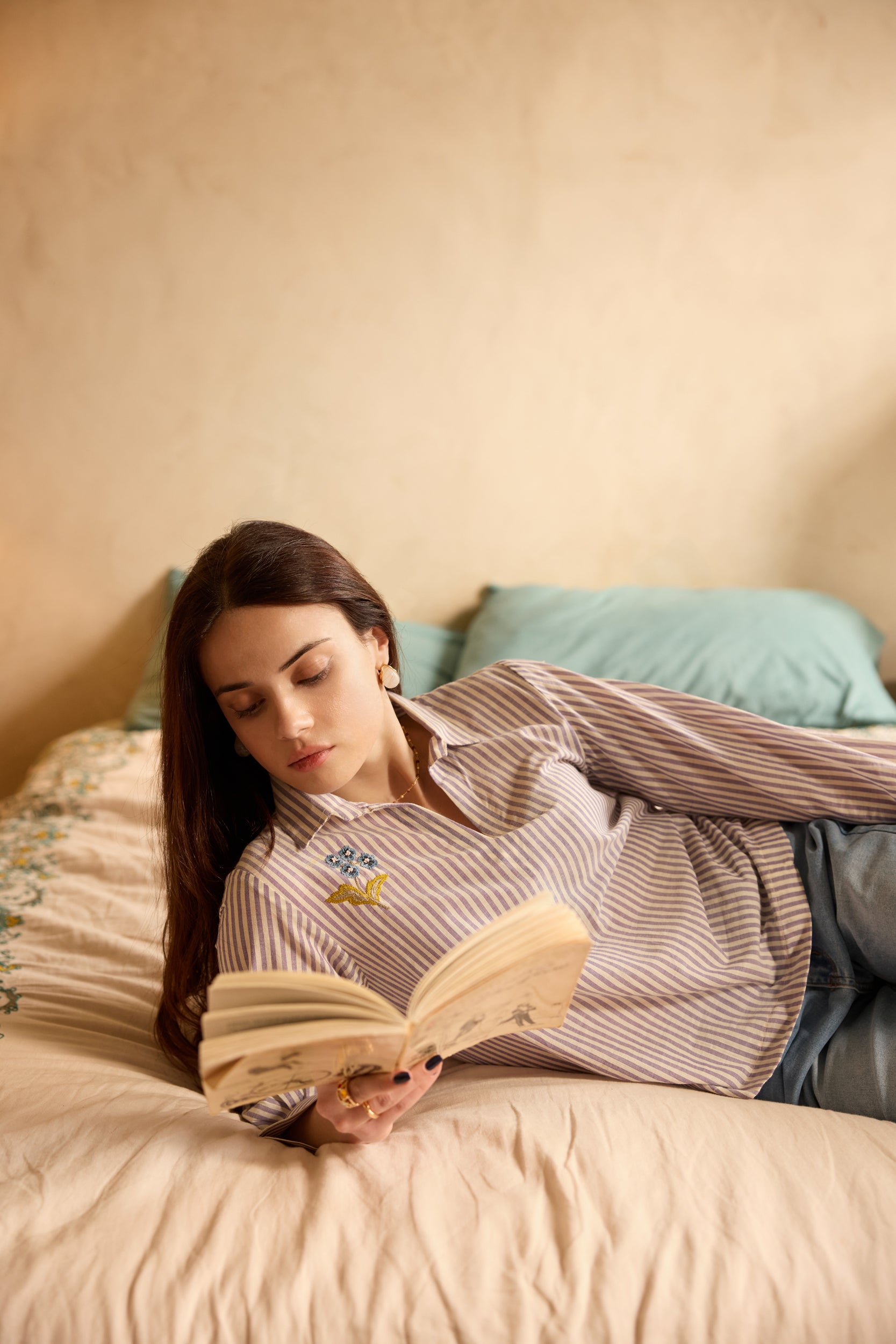 Aurelia Hand-embroidered Shirt - Lilac Stripe